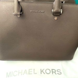 Michael Kors Savannah Large Saffiano Satchel Handbag Purse